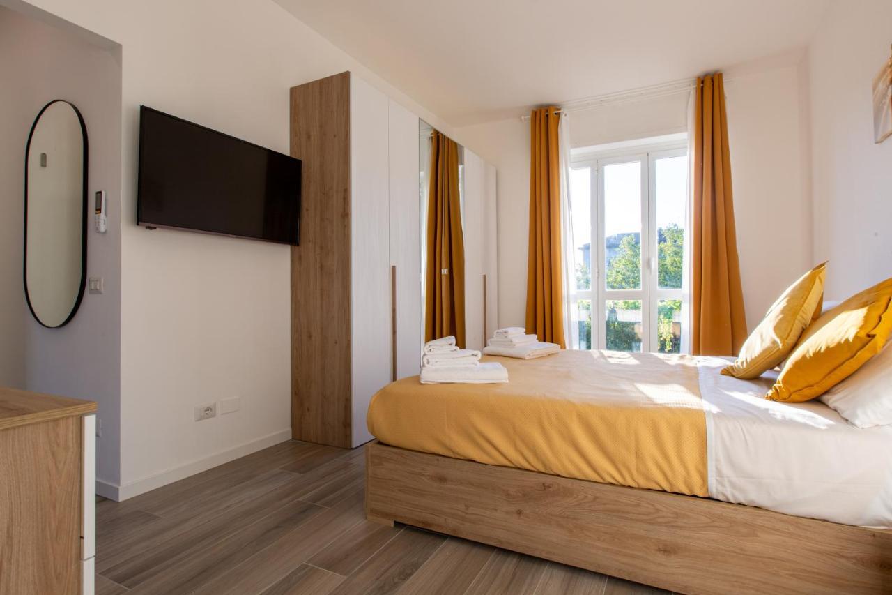 Milano City Apartments - Stylish House Free Wifi-Parking-Airport Milão Exterior foto
