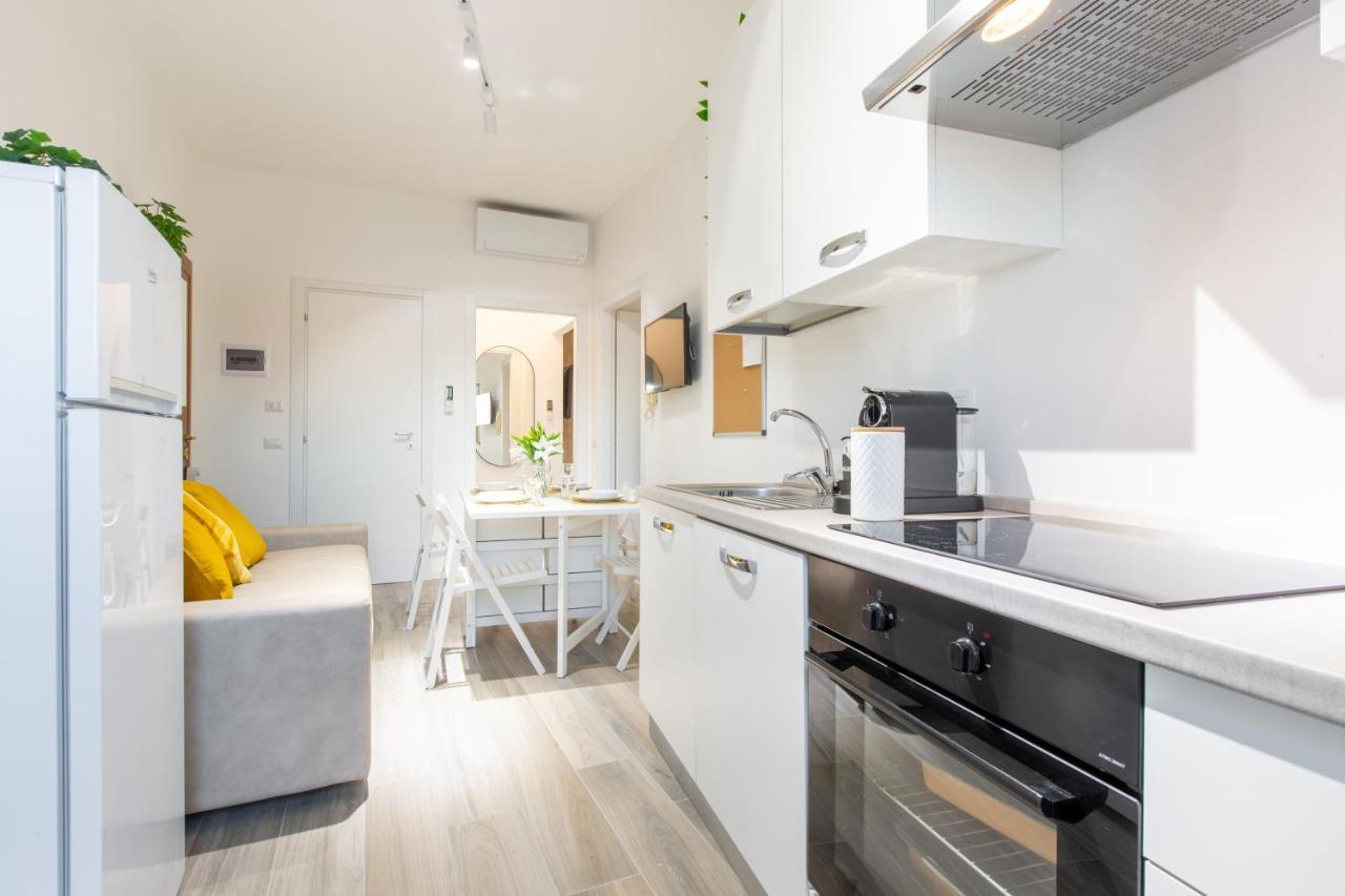 Milano City Apartments - Stylish House Free Wifi-Parking-Airport Milão Exterior foto