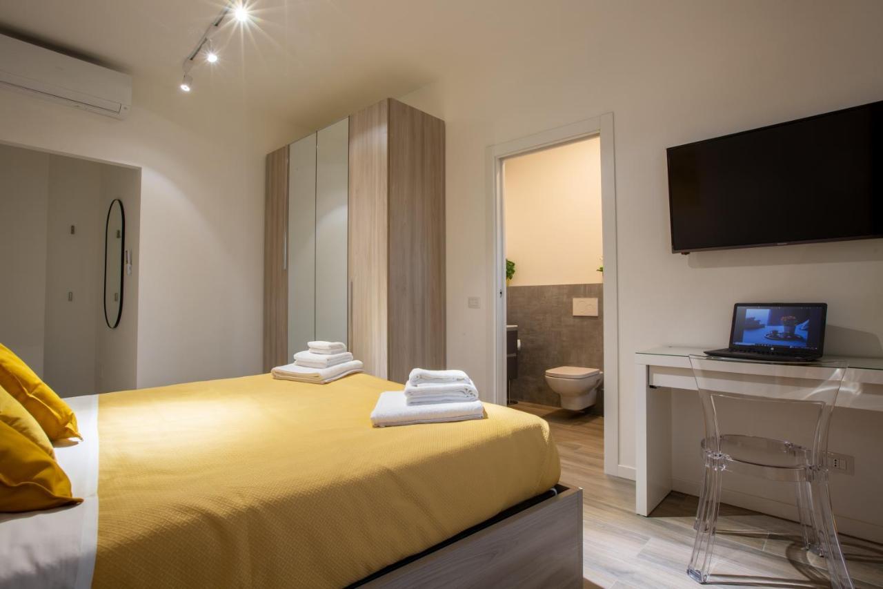 Milano City Apartments - Stylish House Free Wifi-Parking-Airport Milão Exterior foto