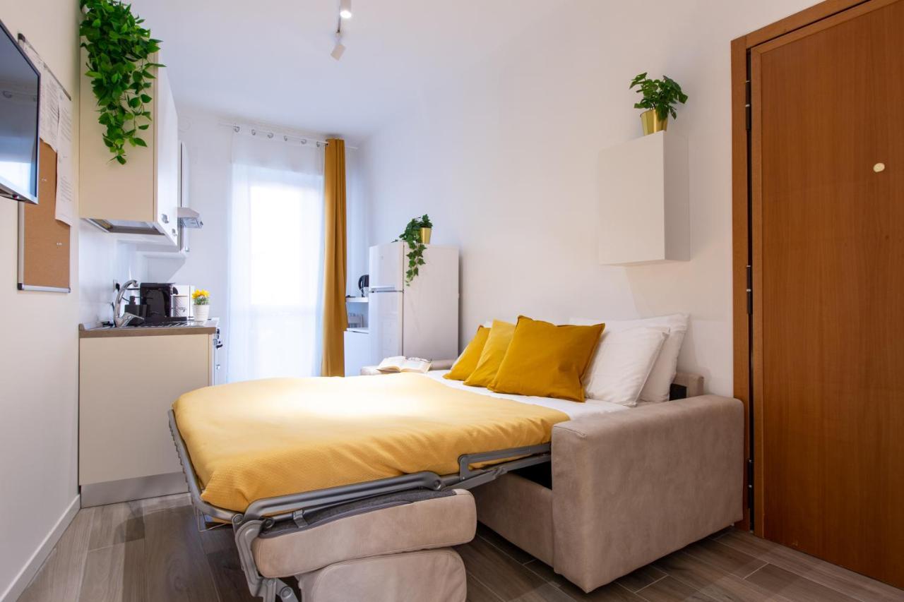 Milano City Apartments - Stylish House Free Wifi-Parking-Airport Milão Exterior foto