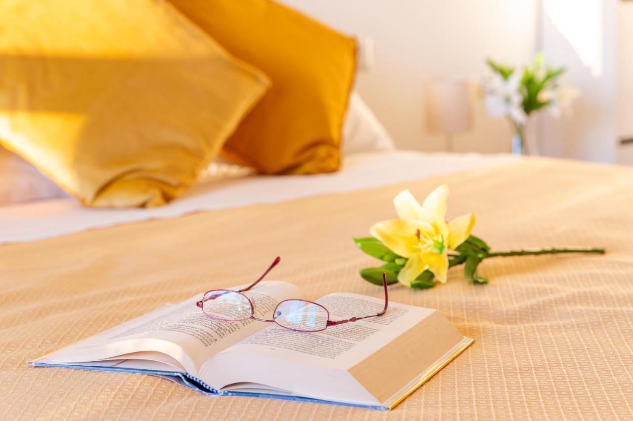 Milano City Apartments - Stylish House Free Wifi-Parking-Airport Milão Exterior foto